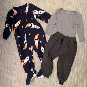 Carter's 12 MONTH BUNDLE (fleece bodysuit/onesie pajamas and long sleeve/jogger)